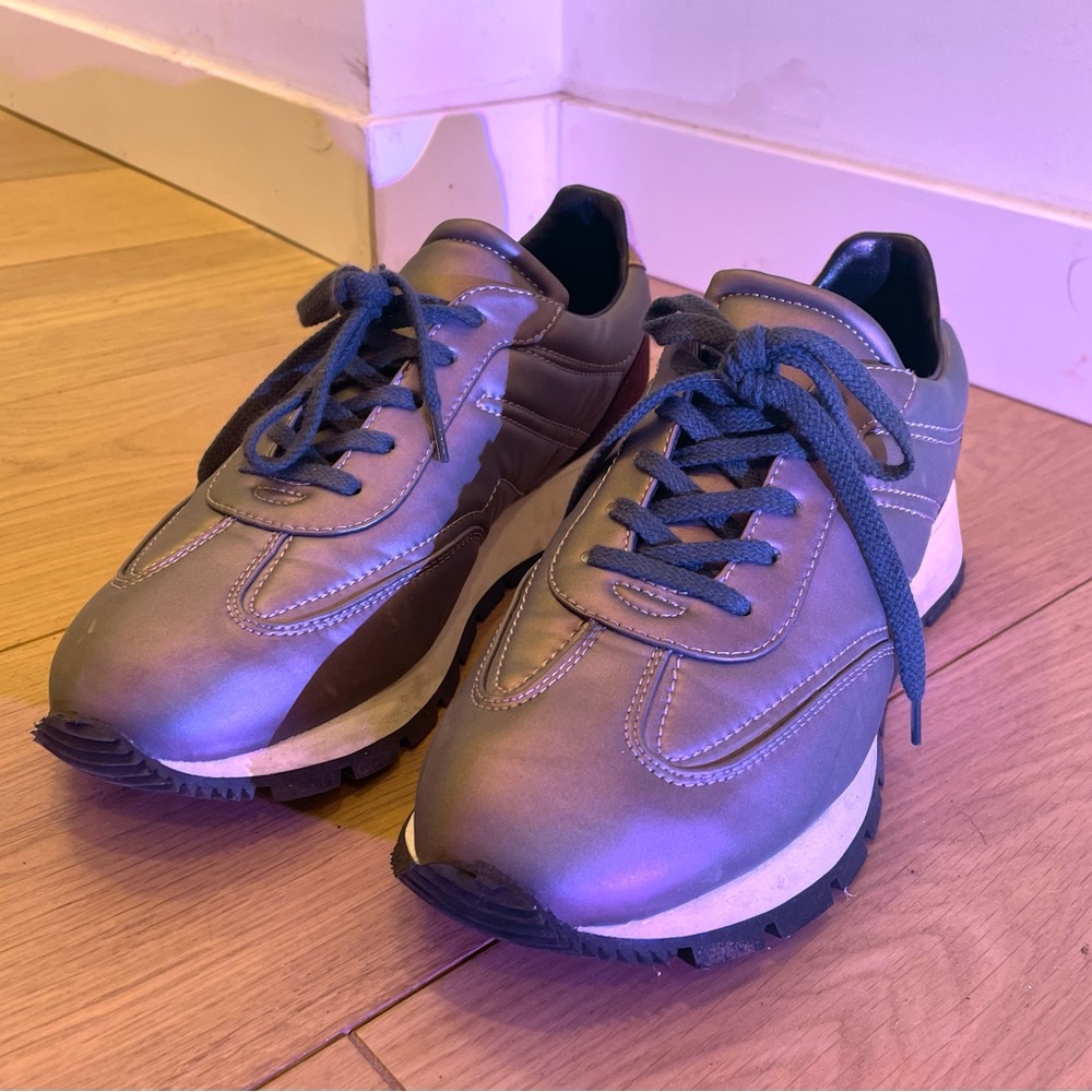 Koio Sneakers in Metallic Gray/Purple